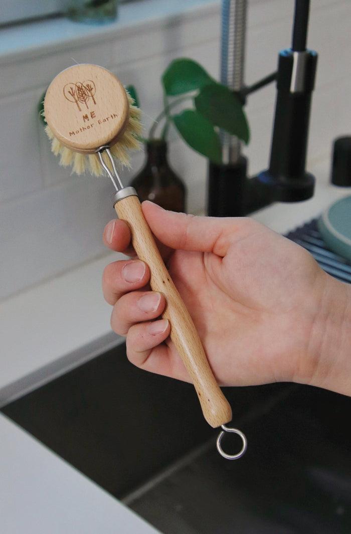 Beechwood + Sisal Fiber Kitchen Dish Brush