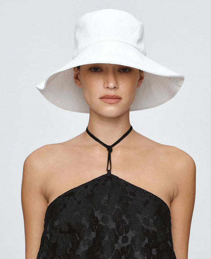 Nonna Hat